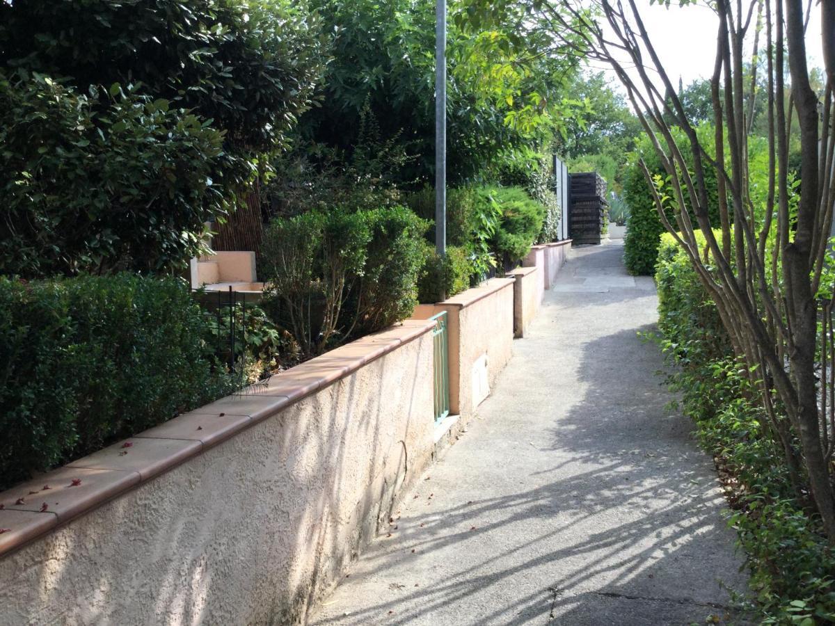 Mazet Tournesol Aux Portes Du Verdon Saint-Martin-de-Brômes Exteriér fotografie
